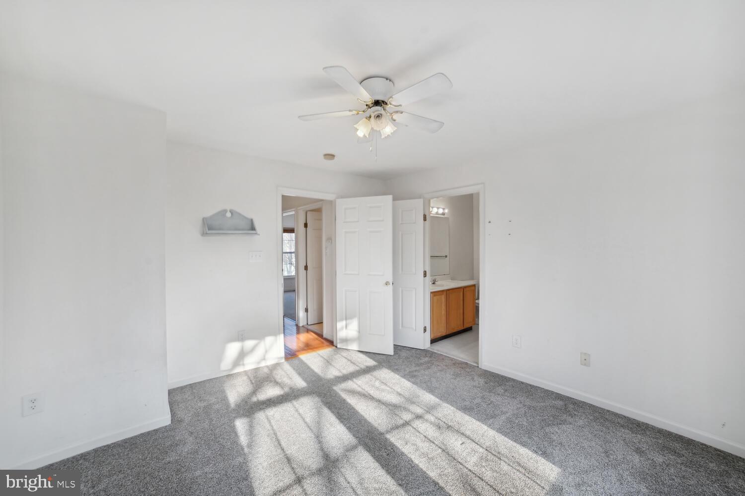26009 Ridge Manor Drive Damascus, MD 20872 - Photo 9 of 24 Gallery Image 9