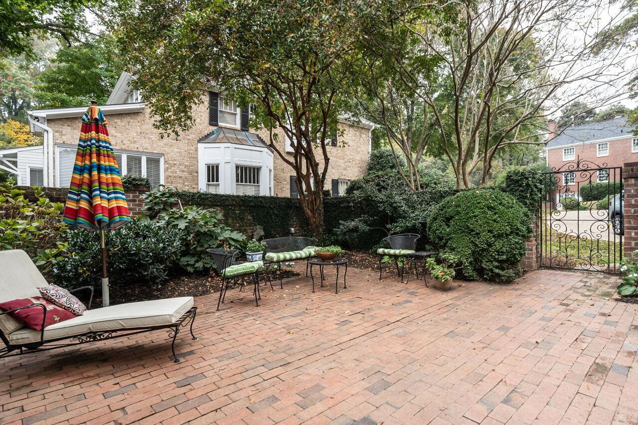 1117 Cowper Drive Raleigh, NC 27608 - Photo 23 of 28 Photo 27