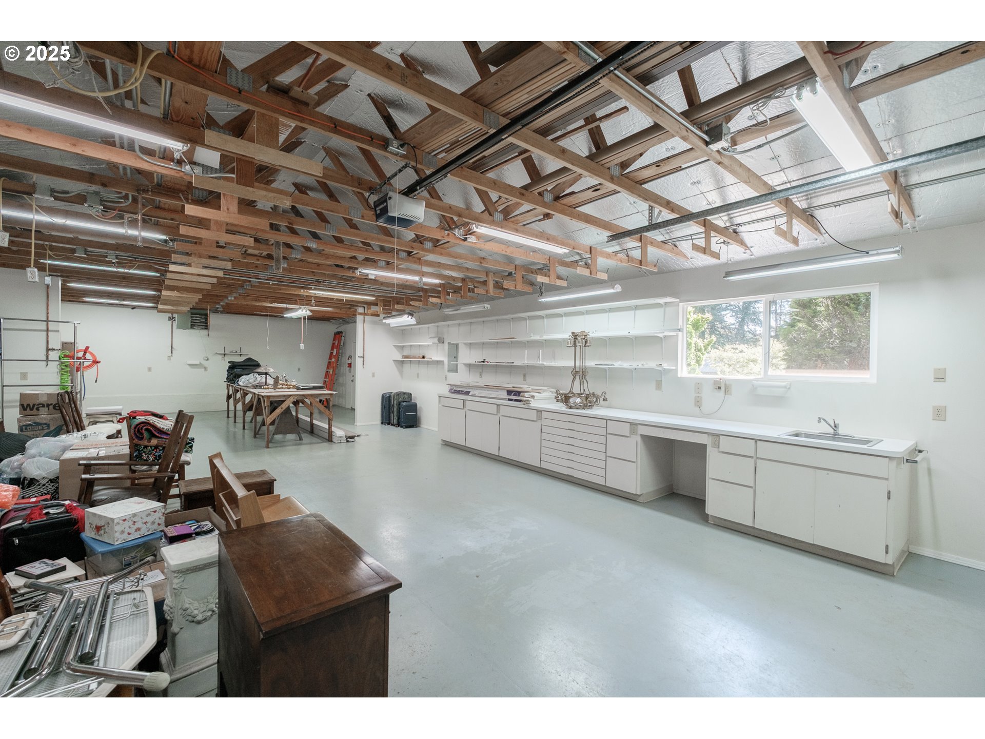 2941 Inland Drive South Salem, OR 97302 - Photo 23 of 40 Shop