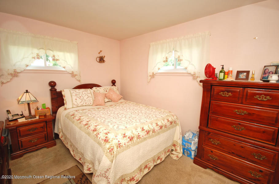332 Aldrich Road Howell, NJ 07731 - Photo 17 of 22 312