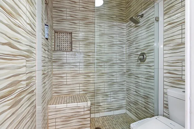 a bathroom with a toilet