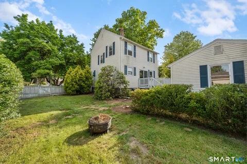 $369,000 | 462 Davis Street, Watertown, CT 06779