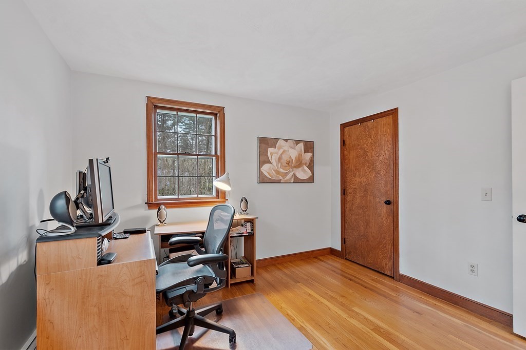 11 Robinwood Road Acton, MA 01720 - Photo 27 of 38 Gallery Image 27