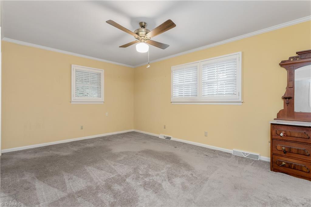5306 Mockingbird Road Greensboro, NC 27406 - Photo 12 of 26 Gallery Image 12