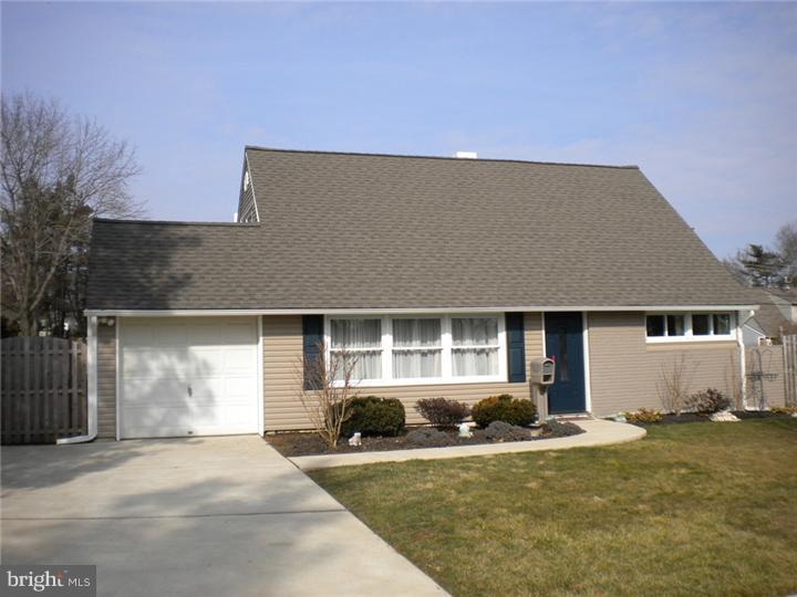 1 Umber Road Levittown, PA 19056 - Photo 1 of 22 Exterior Front