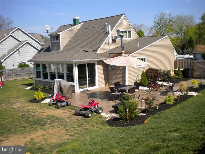 1 Umber Road Levittown, PA 19056 - Photo 22 of 22 Exterior Back
