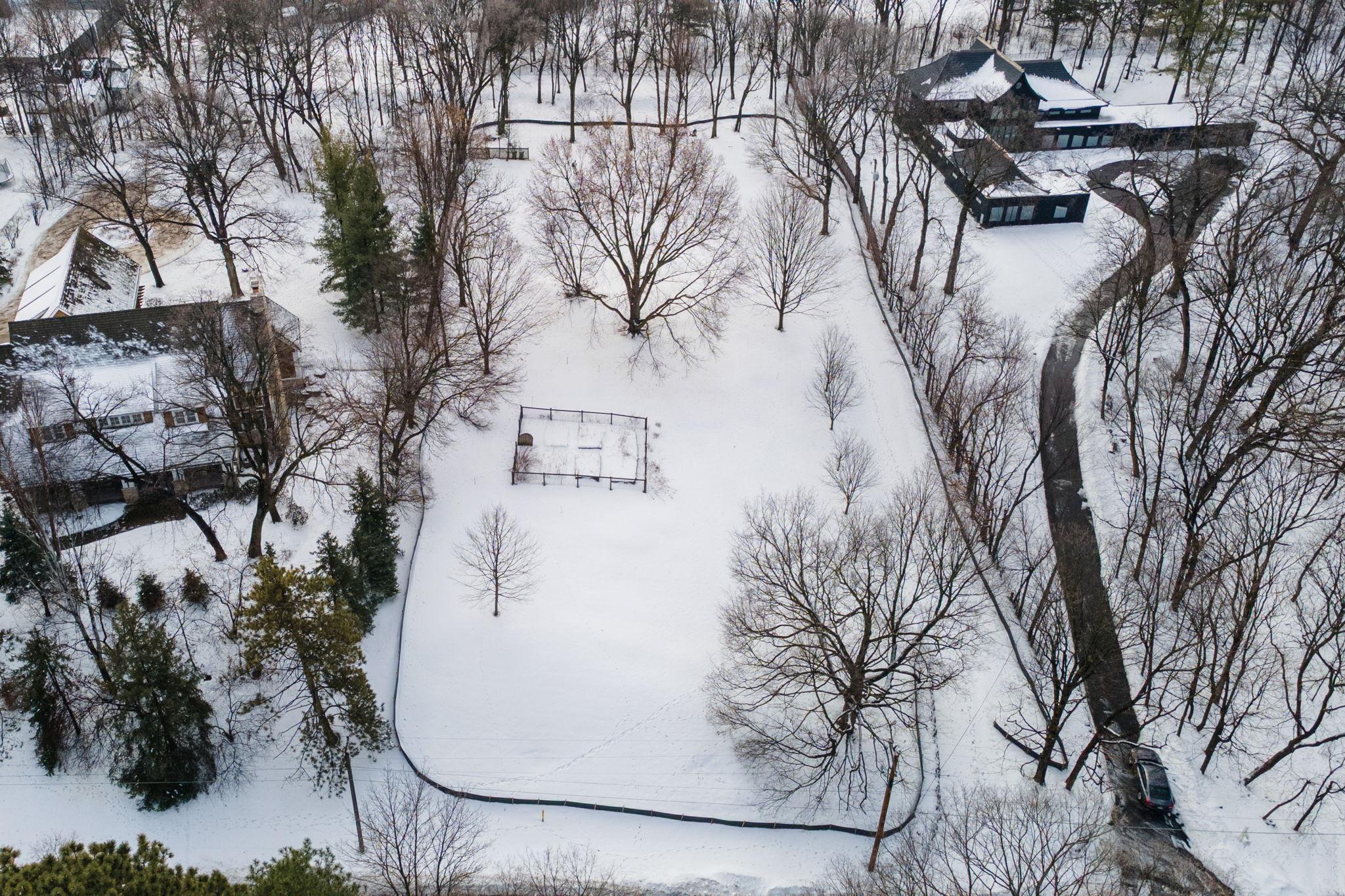 17945 Breezy Point Road Wayzata, MN 55391 - Photo 2 of 17