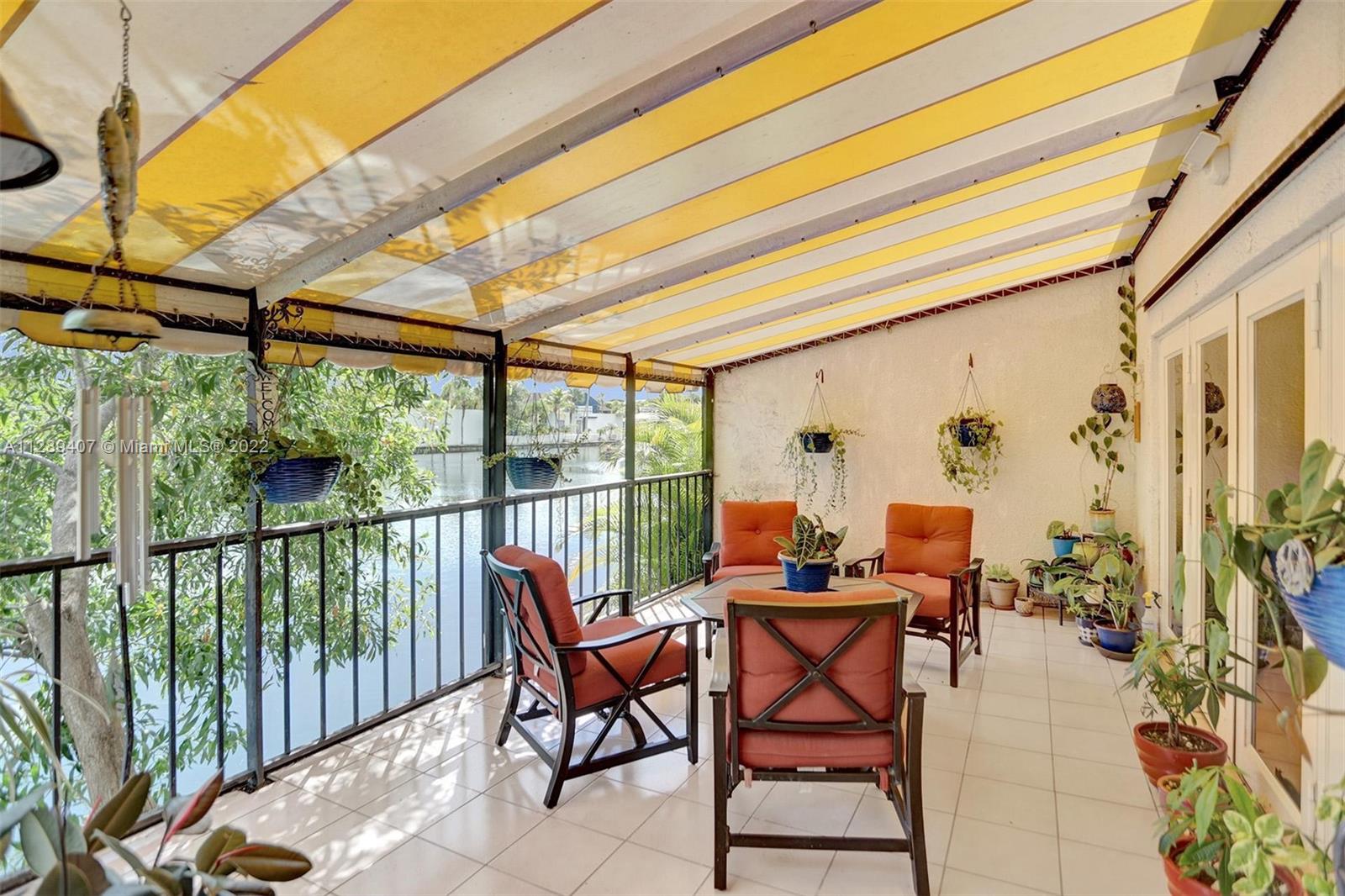 16511 Bridge End Road Miami Lakes, FL 33014 - Photo 38 of 43