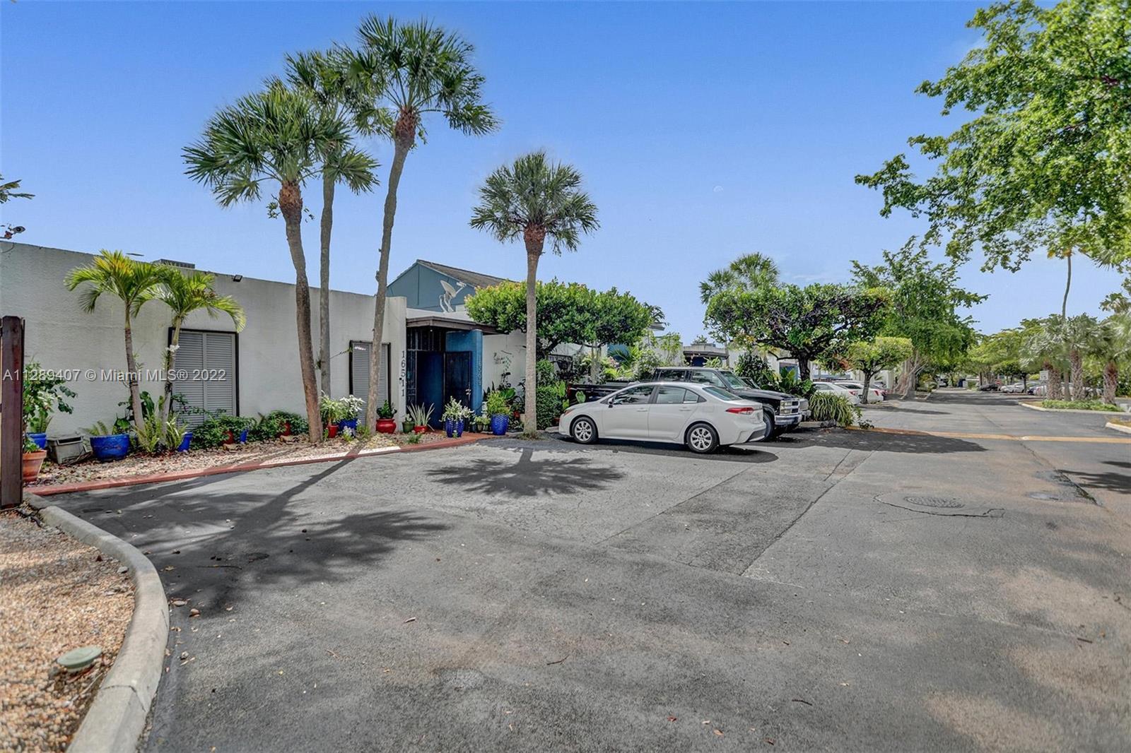16511 Bridge End Road Miami Lakes, FL 33014 - Photo 43 of 43