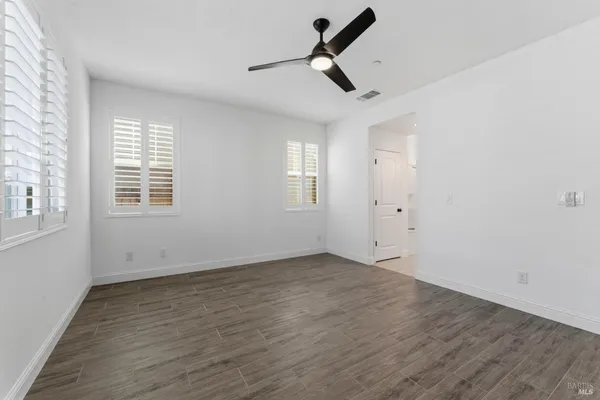 $637,000 | 355 Marigold Drive, Vacaville, CA 95687