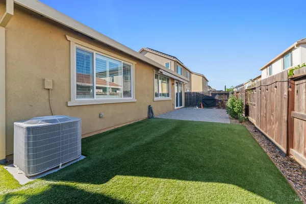 $637,000 | 355 Marigold Drive, Vacaville, CA 95687