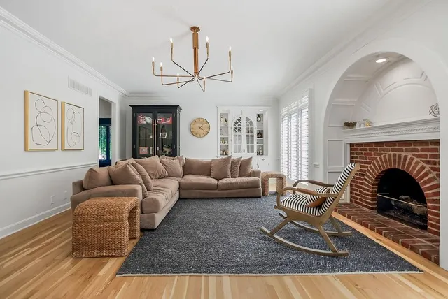 $1,399,950 | 12635 Juniper Circle, Leawood, KS 66209