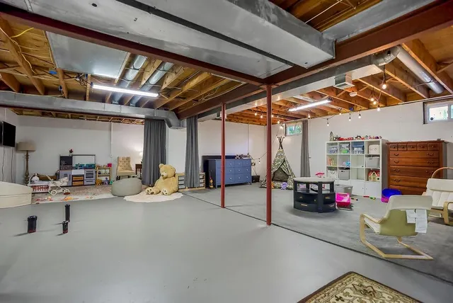 $1,399,950 | 12635 Juniper Circle, Leawood, KS 66209