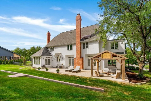 $1,399,950 | 12635 Juniper Circle, Leawood, KS 66209