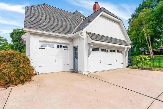 $1,399,950 | 12635 Juniper Circle, Leawood, KS 66209