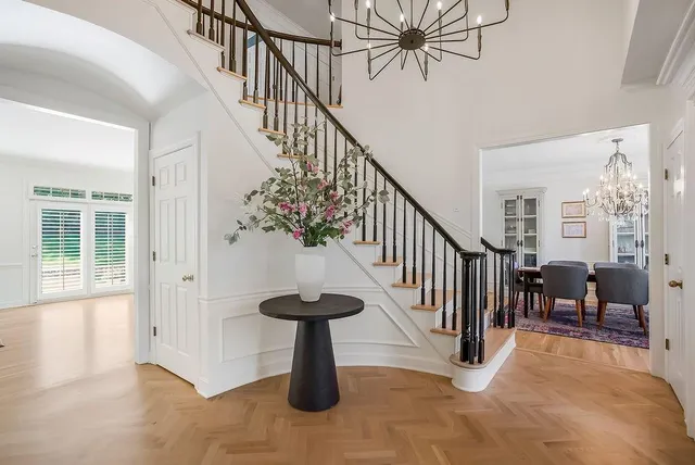 $1,399,950 | 12635 Juniper Circle, Leawood, KS 66209