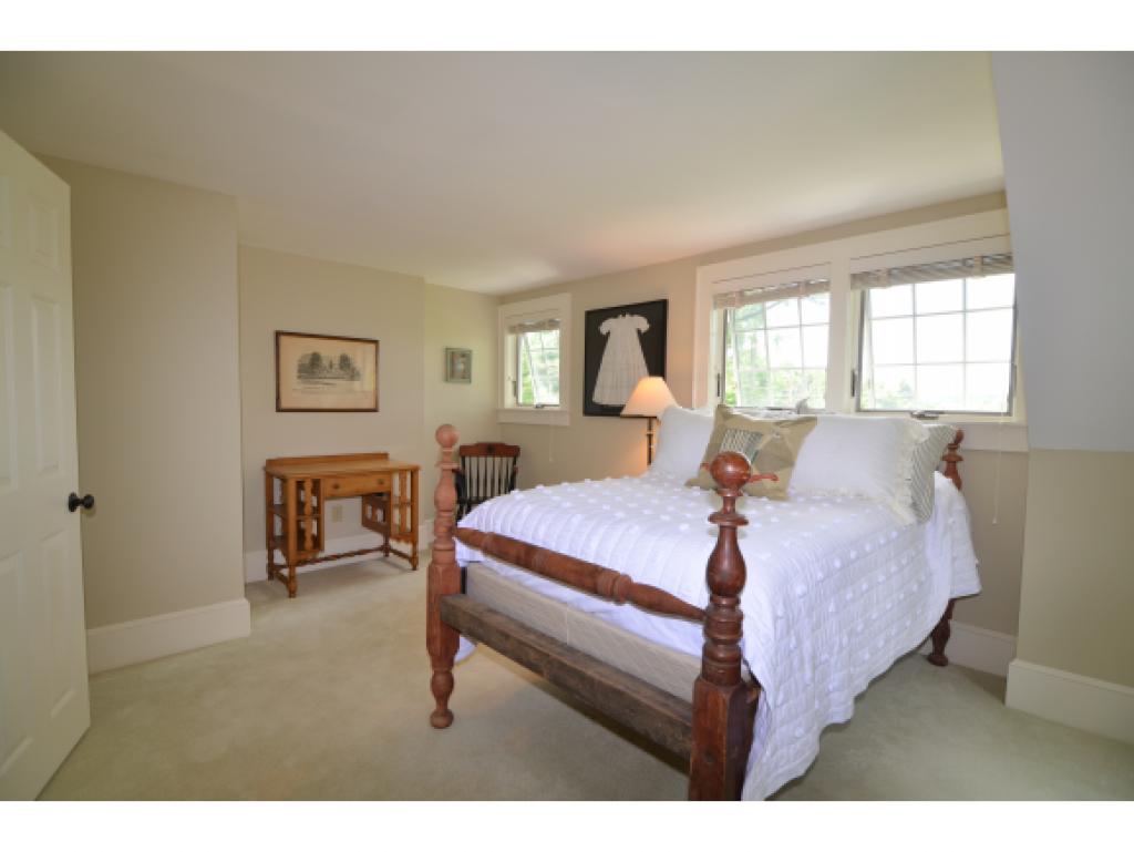 96 Burpee Hill Road New London, NH 03257 - Photo 12 of 23