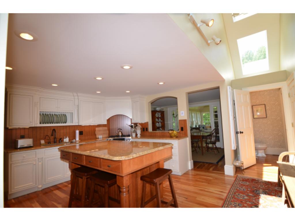 96 Burpee Hill Road New London, NH 03257 - Photo 4 of 23