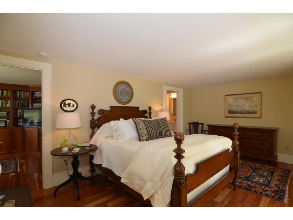 96 Burpee Hill Road New London, NH 03257 - Photo 10 of 23