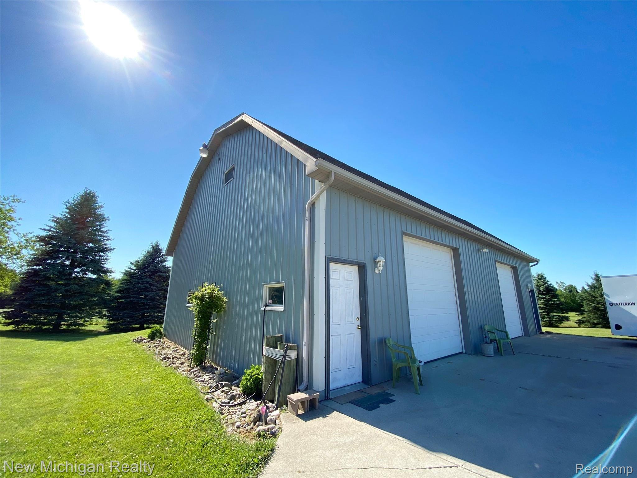 5345 North Gale Road Davison, MI 48423 - Photo 9 of 50 A2E44083-FA28-4895-9F51-ABF3D63DAD6E.jpeg