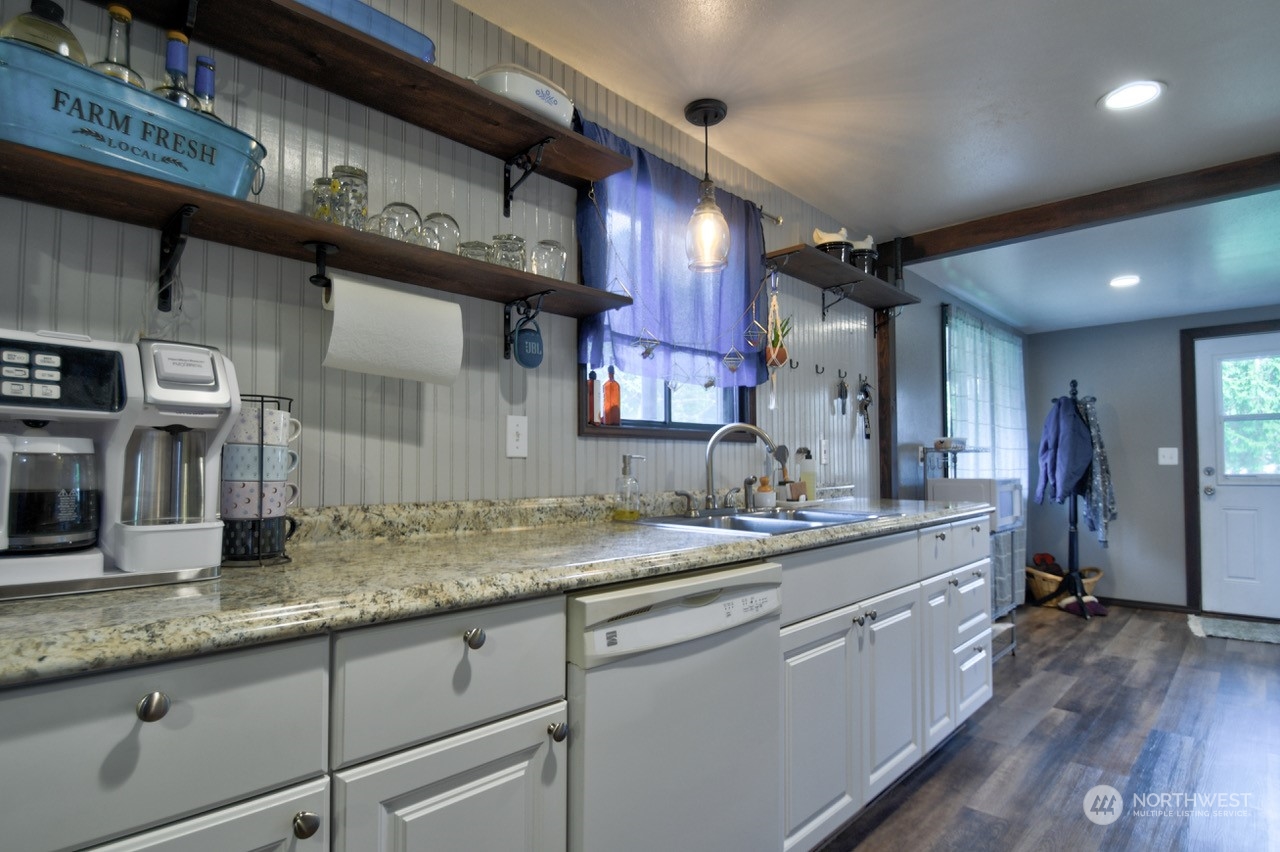121 Jorgensen Road Onalaska, WA 98570 - Photo 8 of 40 Gallery Image 8