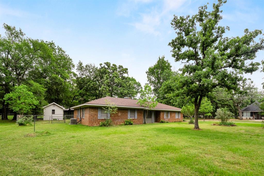 1 Oak Ridge Circle Star Harbor, TX 75148 - Photo 5 of 40