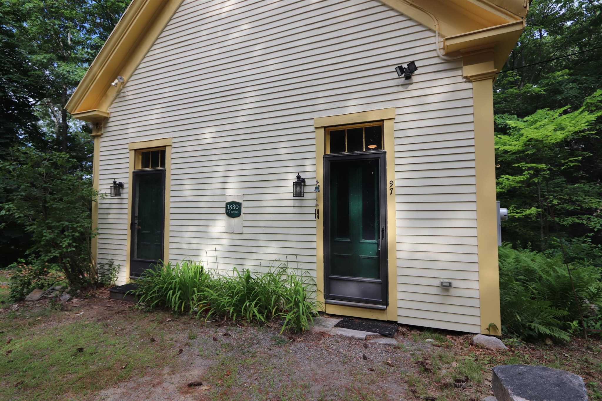 97 Brixham Road Eliot, ME 03903 - Photo 4 of 38