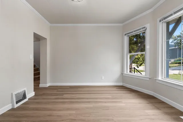 $209,900 | 416 South Van Buren Street, Green Bay, WI 54301