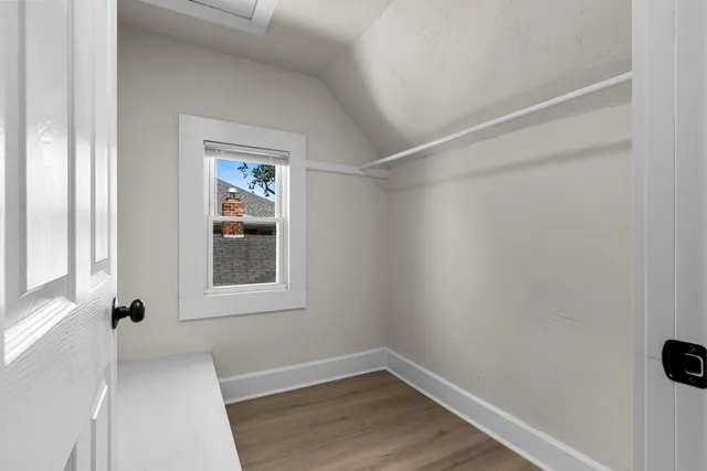 $209,900 | 416 South Van Buren Street, Green Bay, WI 54301