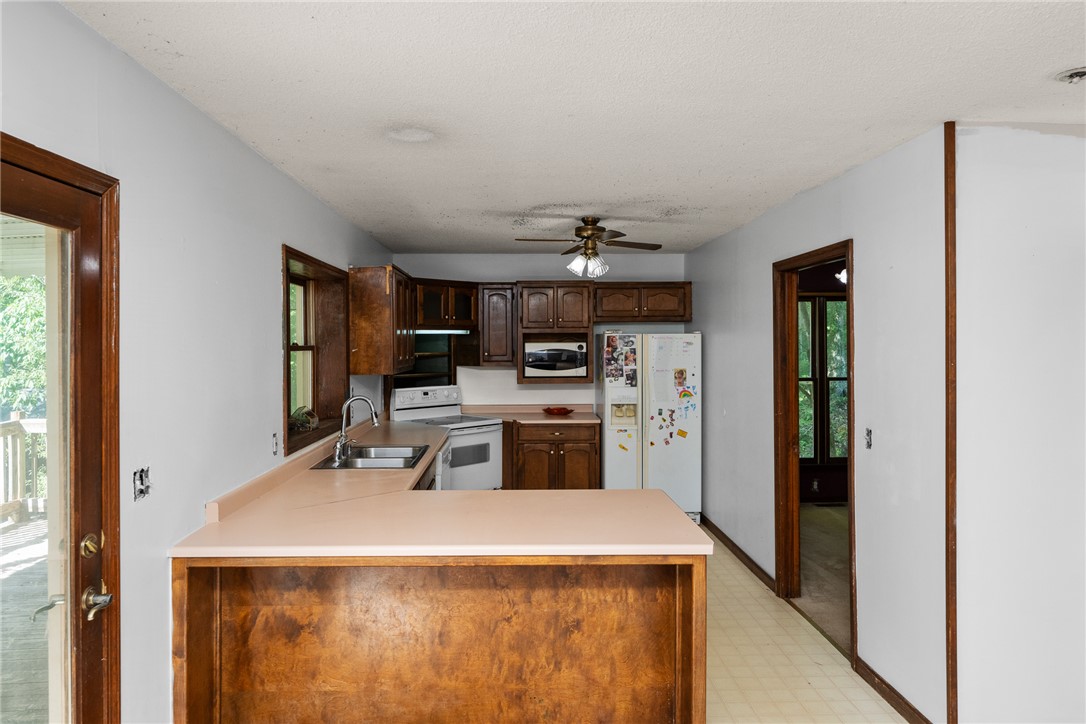 161 Overlook Drive Pickens, SC 29671 - Photo 10 of 43