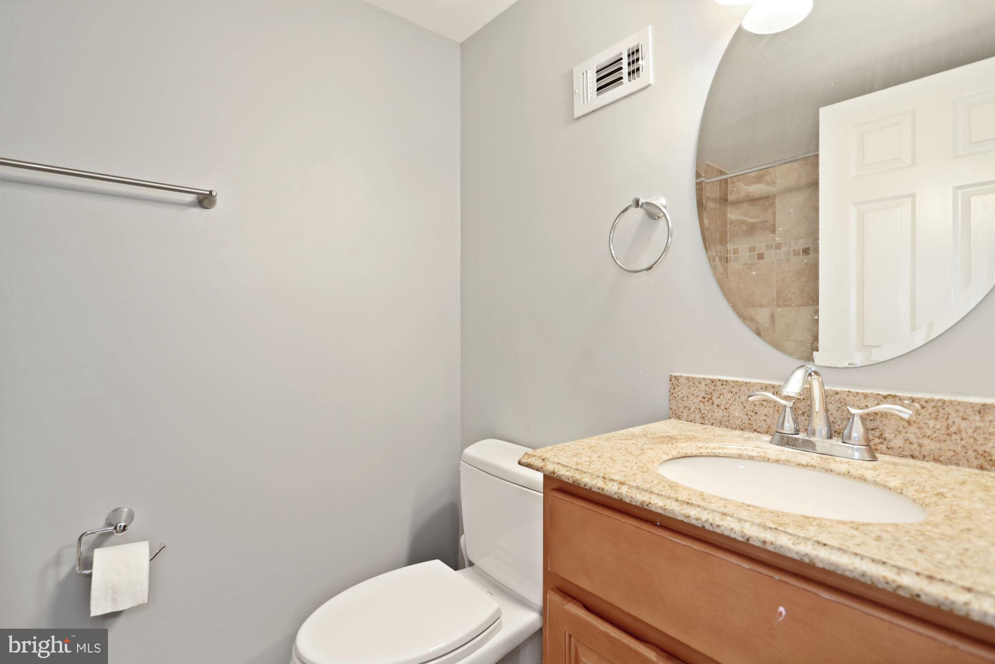 975 South Rolfe Street, Unit 1 Arlington, VA 22204 - Photo 38 of 47
