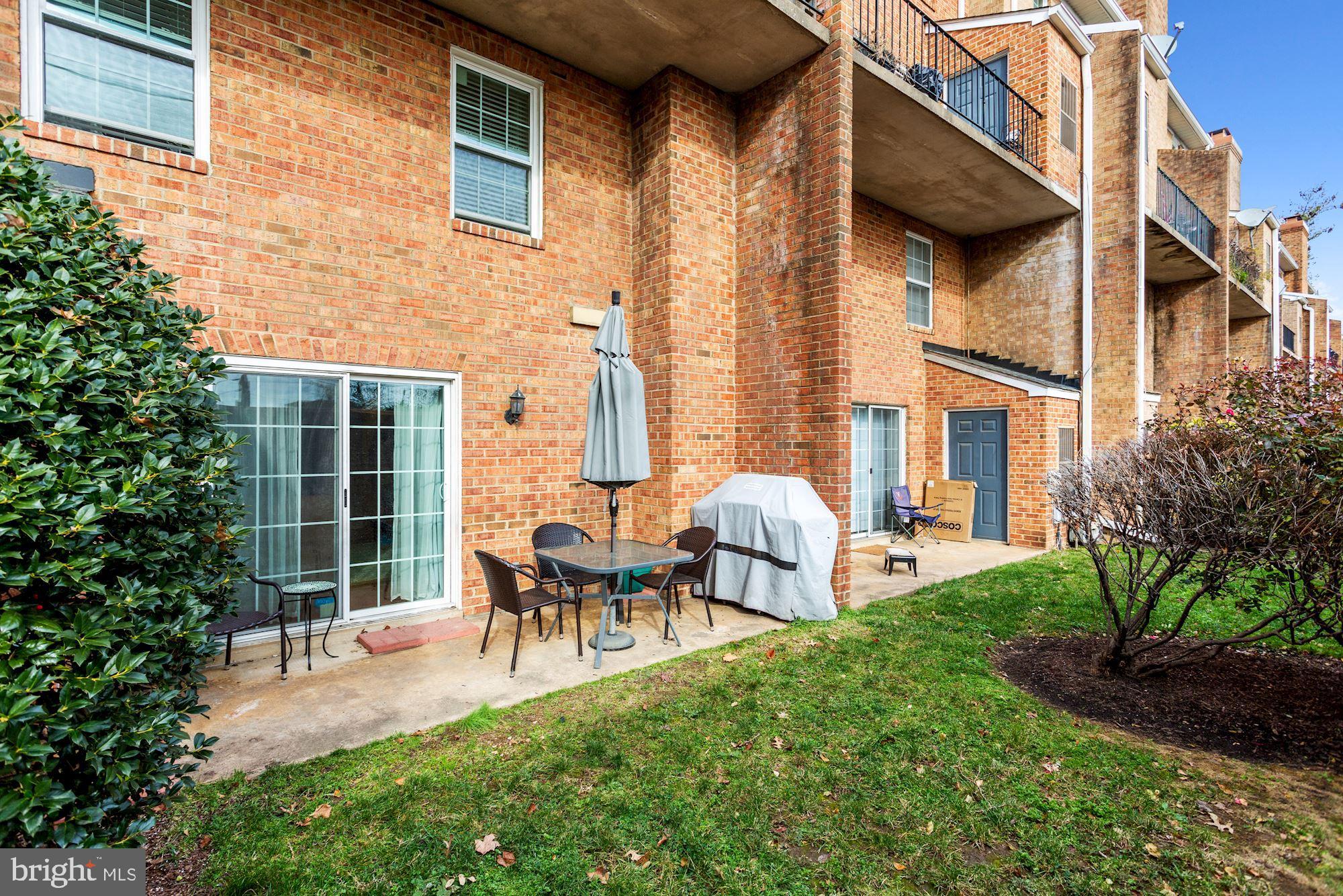 975 South Rolfe Street, Unit 1 Arlington, VA 22204 - Photo 42 of 47