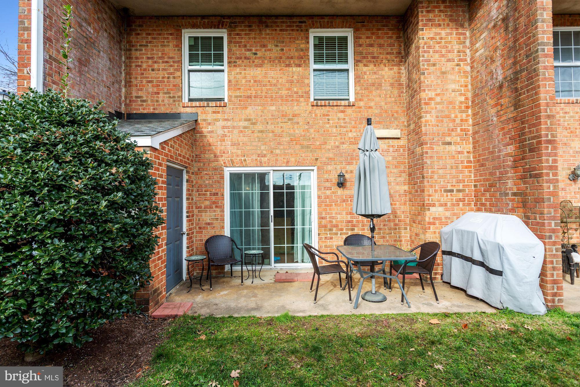 975 South Rolfe Street, Unit 1 Arlington, VA 22204 - Photo 43 of 47