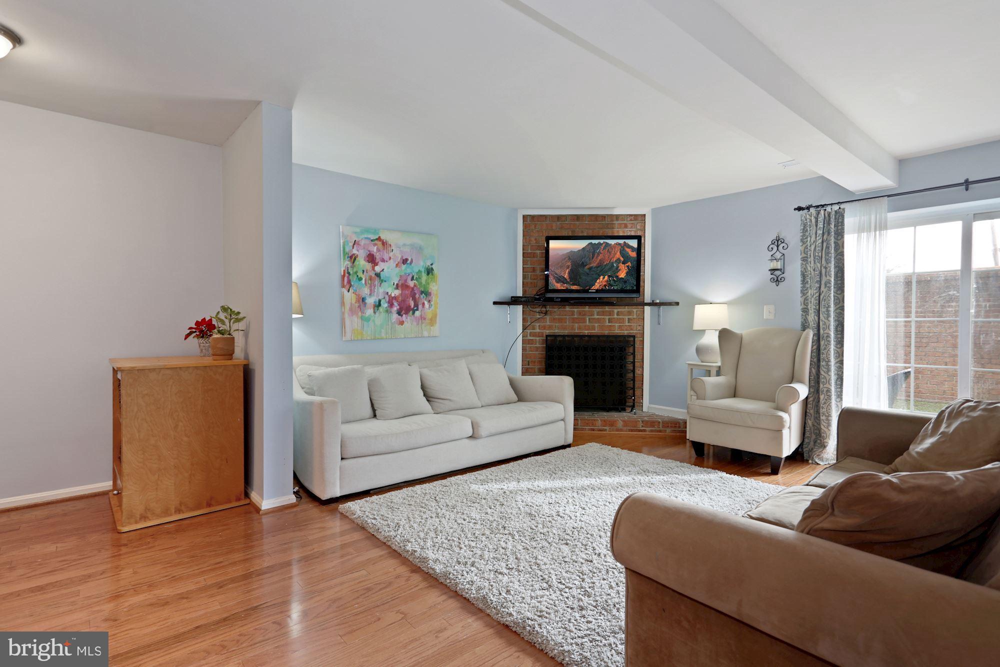 975 South Rolfe Street, Unit 1 Arlington, VA 22204 - Photo 6 of 47
