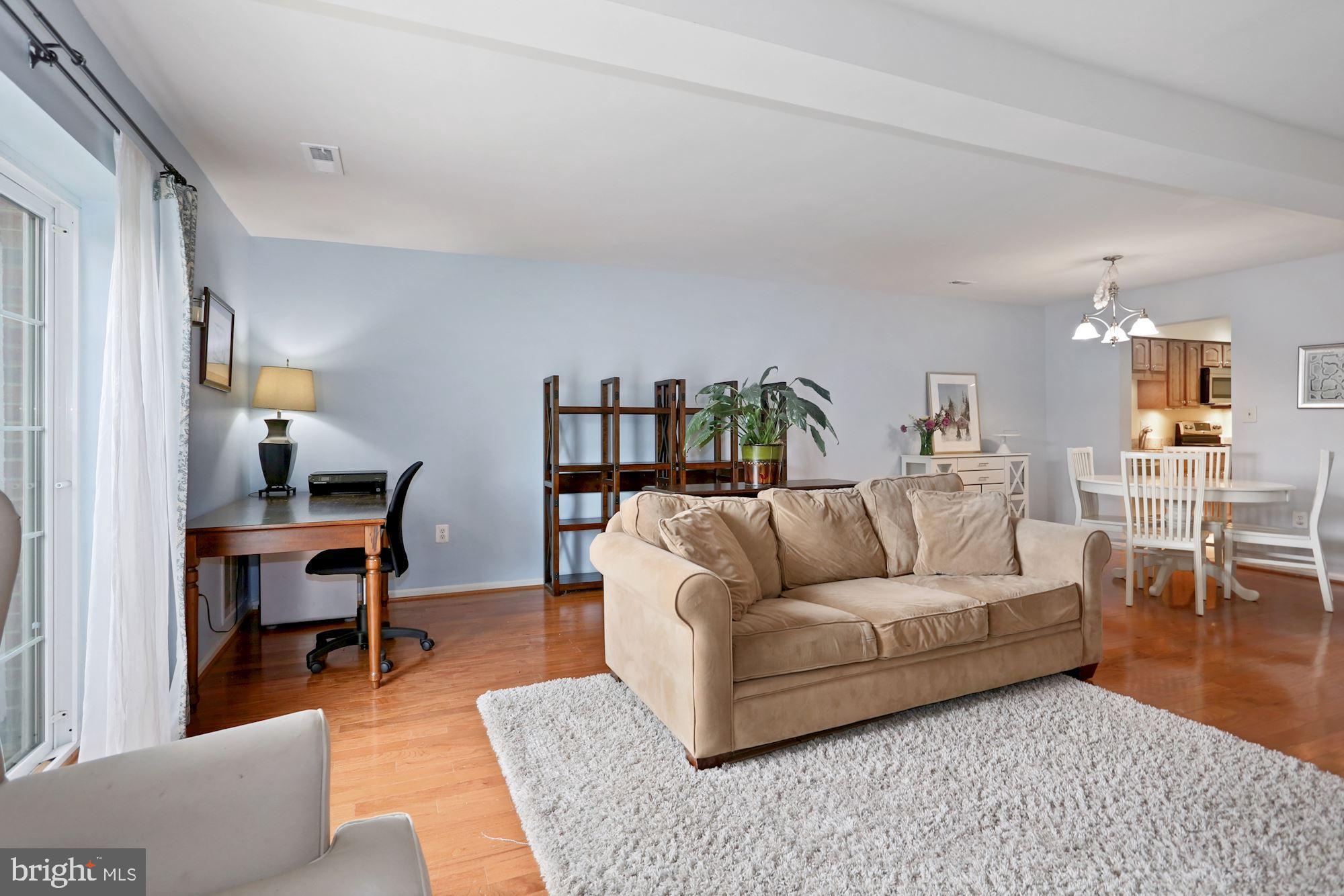 975 South Rolfe Street, Unit 1 Arlington, VA 22204 - Photo 10 of 47