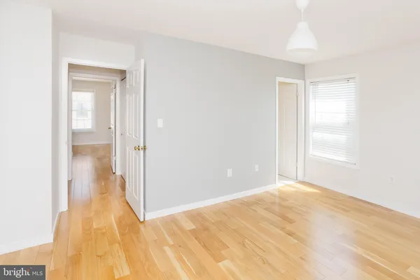 $3,350 | 933 South Rolfe Street, Unit 2, Arlington, VA 22204