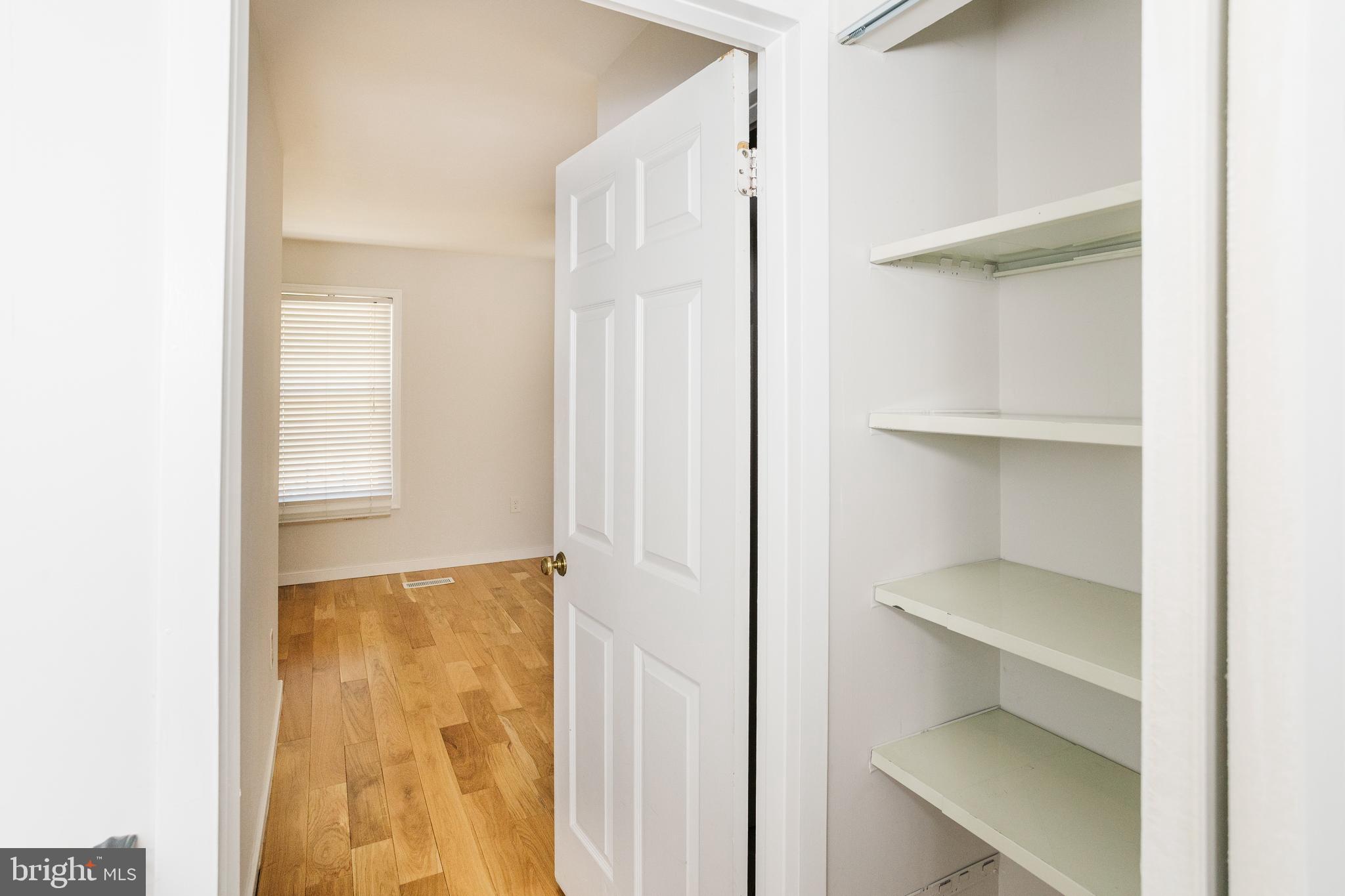 933 South Rolfe Street, Unit 2 Arlington, VA 22204 - Photo 19 of 26