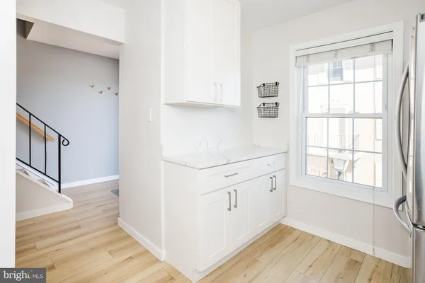 $3,350 | 933 South Rolfe Street, Unit 2, Arlington, VA 22204