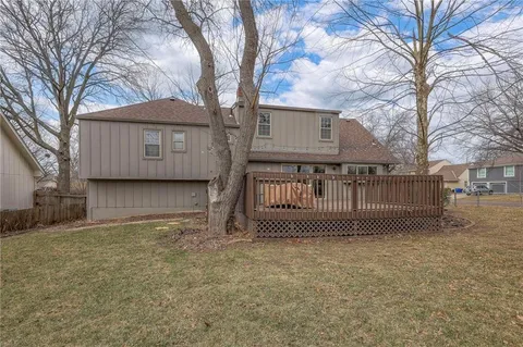 $399,900 | 9901 Taylor Drive, Overland Park, KS 66212
