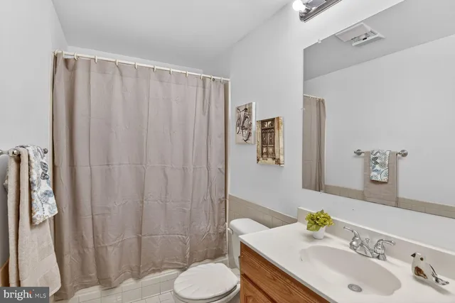 $989,000 | 15230 Briarcliff Manor Way, Burtonsville, MD 20866