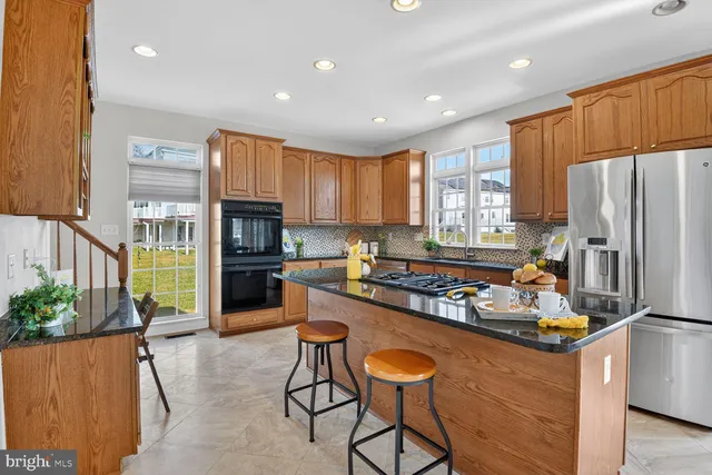 $989,000 | 15230 Briarcliff Manor Way, Burtonsville, MD 20866