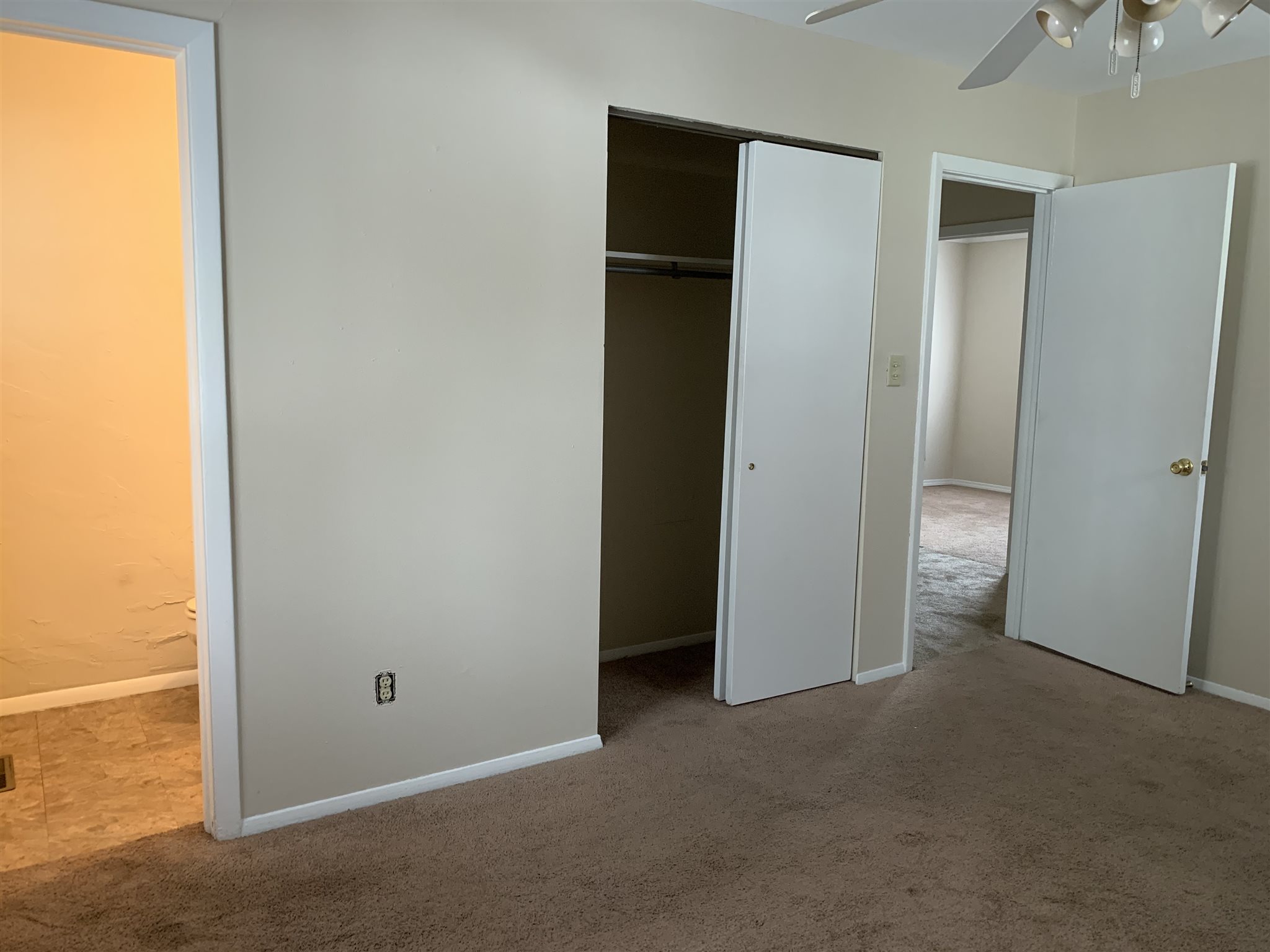 805 East Washington Center Road Fort Wayne, IN 46825 - Photo 16 of 19 Gallery Image 16