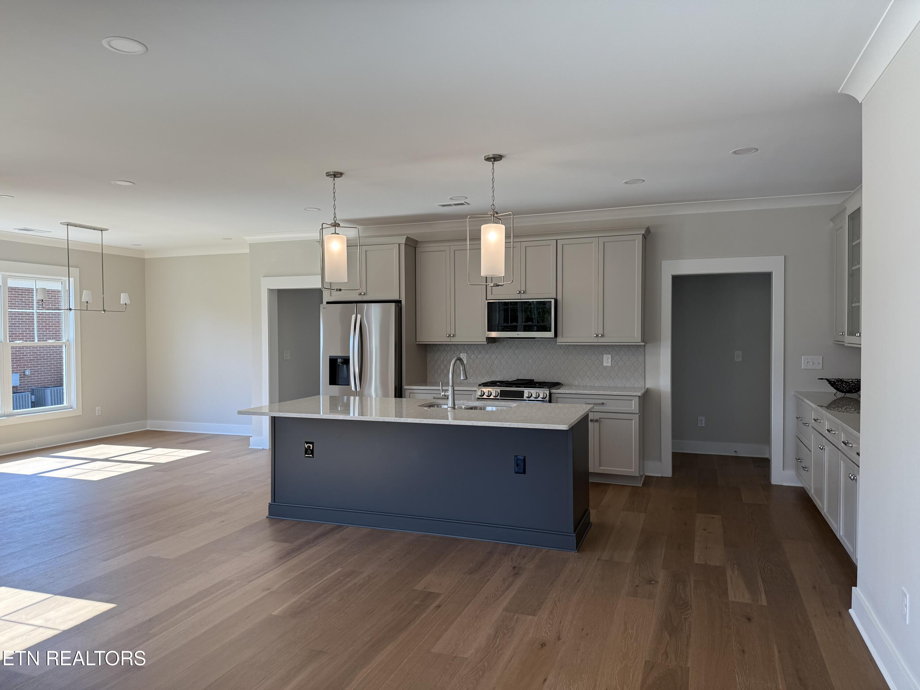 85 Royal Troon Circle Oak Ridge, TN 37830 - Photo 11 of 60 Kitchen