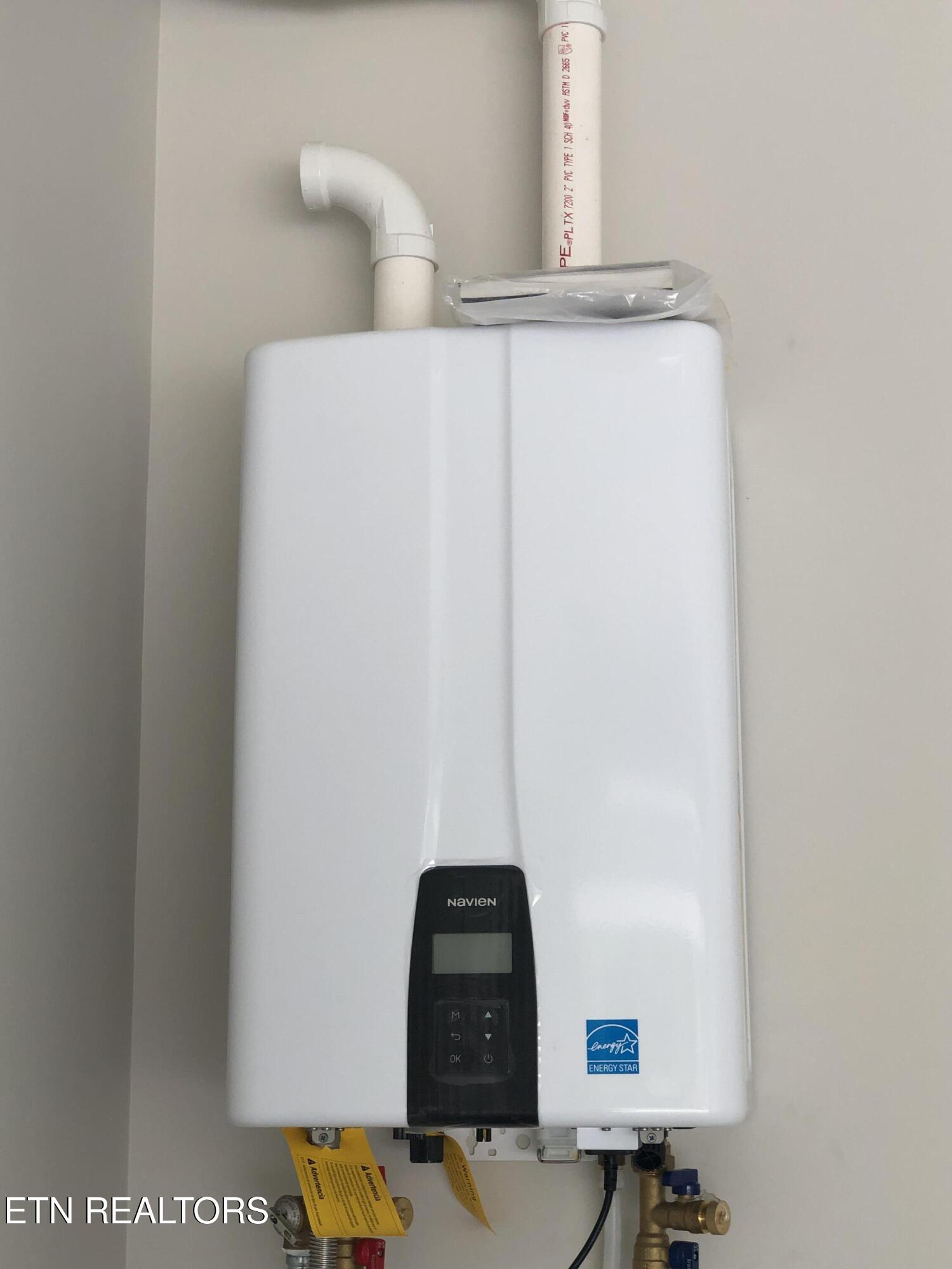 85 Royal Troon Circle Oak Ridge, TN 37830 - Photo 40 of 60 Tankless Water Heater