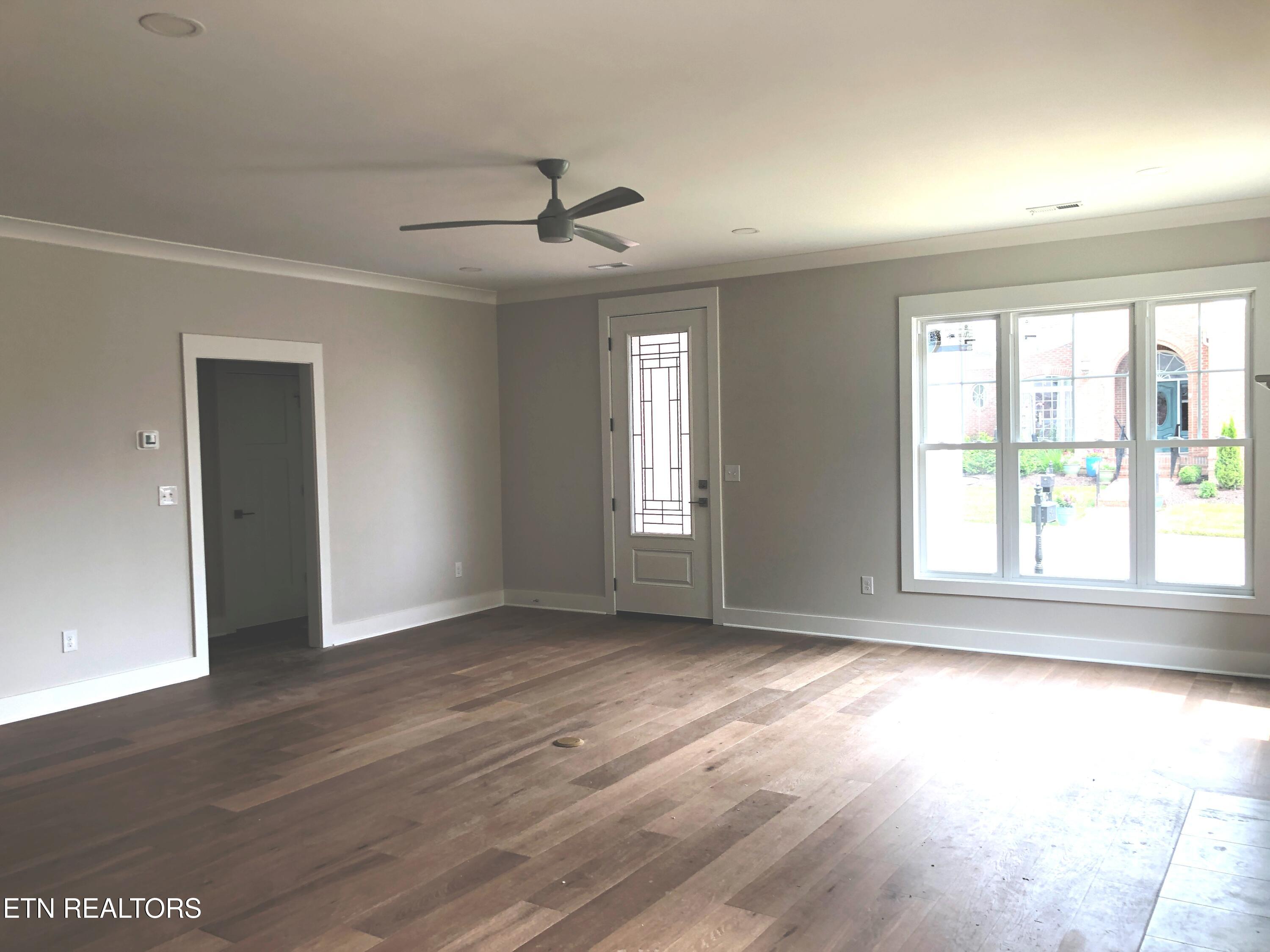 85 Royal Troon Circle Oak Ridge, TN 37830 - Photo 4 of 60 Great Room