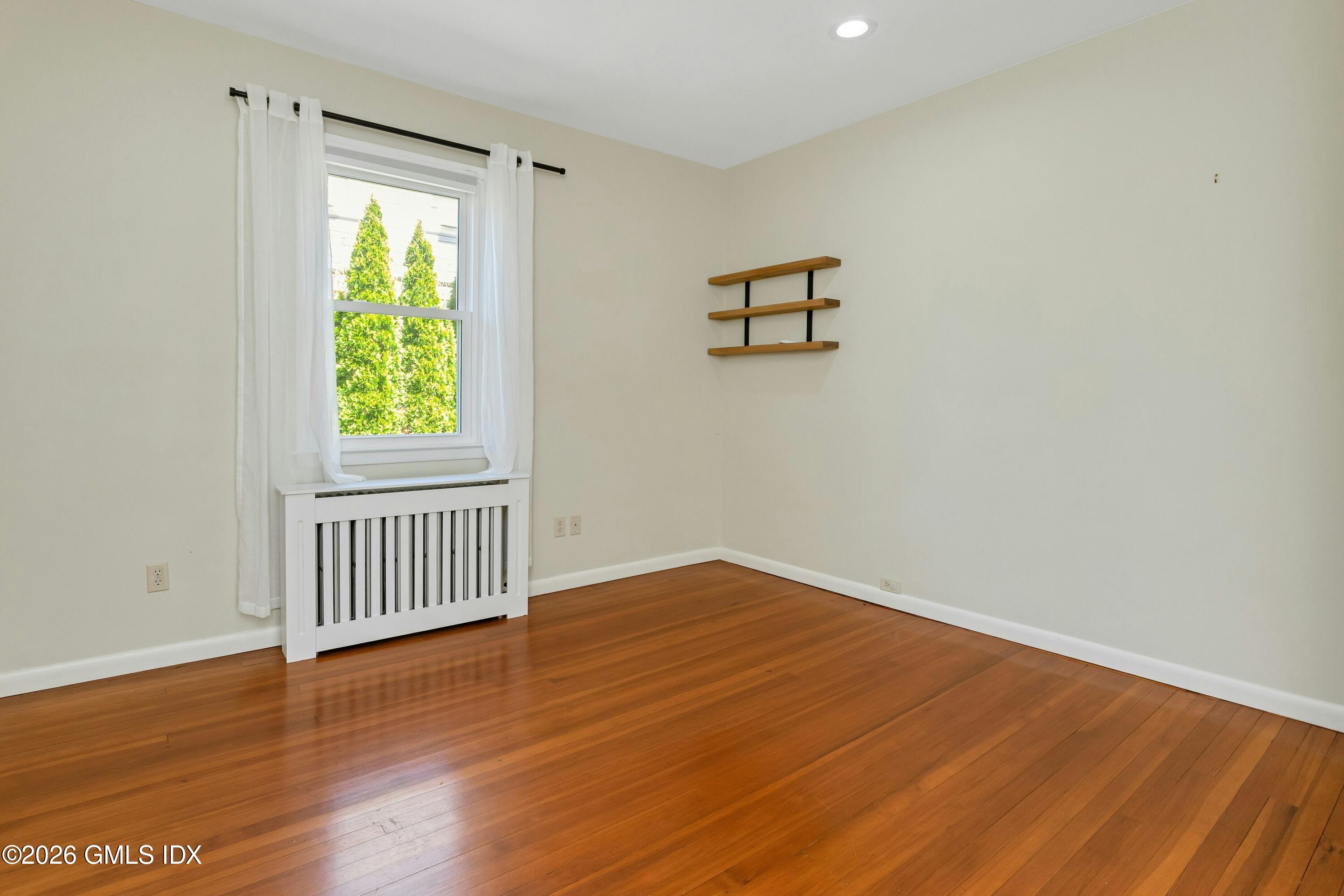 37 Gerry Street, Unit A Greenwich, CT 06830 - Photo 17 of 23 017-491883-_X0A4264_14599386