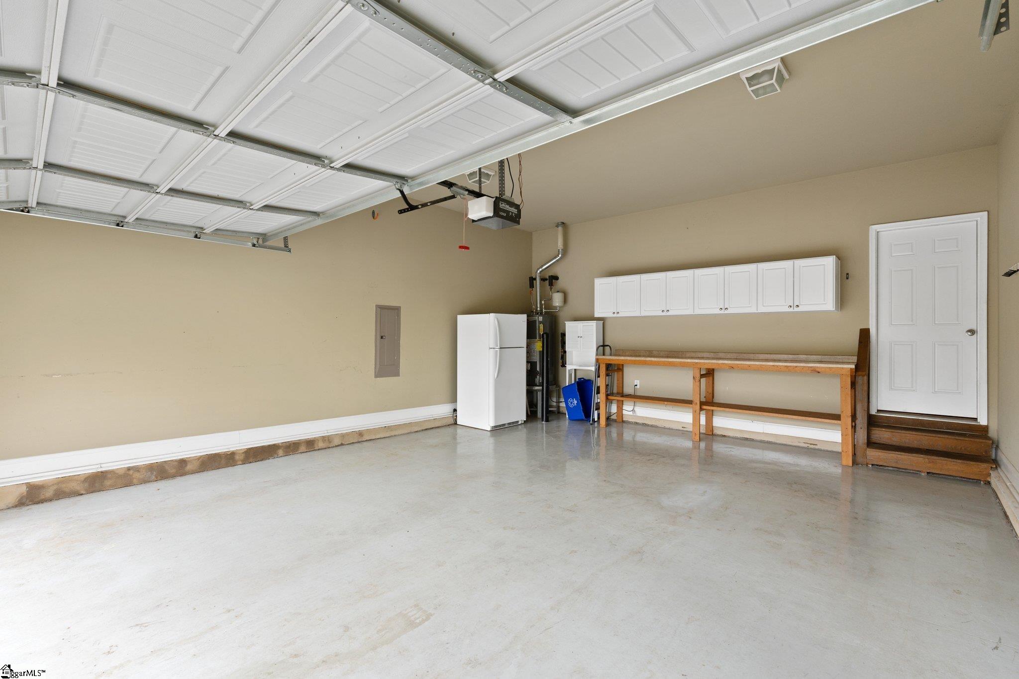 111 Ragon Lane Greenville, SC 29609 - Photo 5 of 24 Gallery Image 5