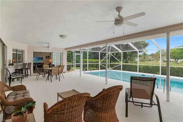 $949,000 | 1916 Countess Court, Naples, FL 34110