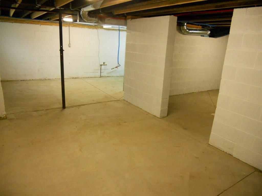 52 Wheatley Road Charleroi, PA 15022 - Photo 23 of 25 Gallery Image 23