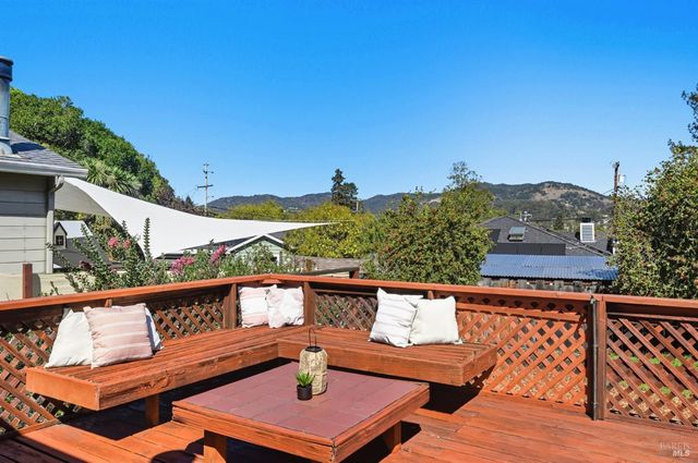 $999,000 | 10 Hazel Court, San Rafael, CA 94901